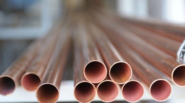 Quelles Diff&eacute;rences des Tuyaux de Canalisation Plomb Cuivre PVC PXT